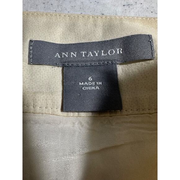 Ann Taylor Floral Embroidered Skirt 6 Lined A-Line Cotton Cottage Boho Modest B3 - Picture 3 of 5